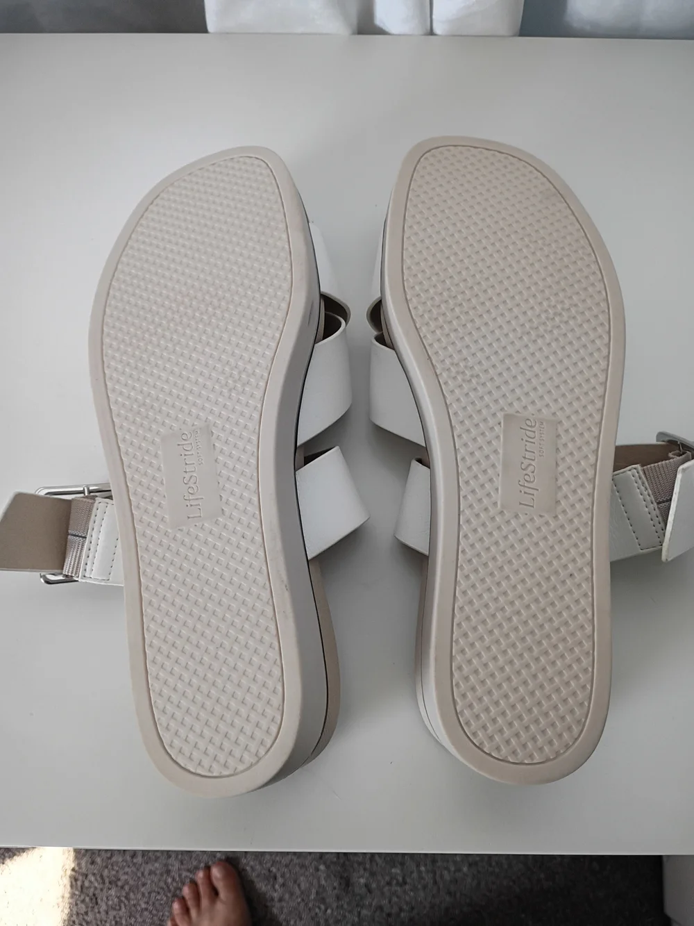 Life Stride White Crisscross Buckle Slide Sandals